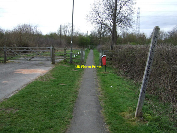 Photo 6"x4" Footpath towards Heath Lane Findern c2013