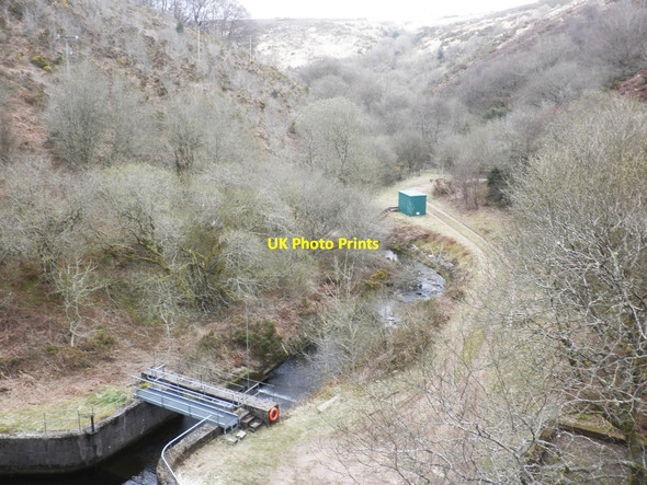Photo 6"x4" Nutscale Water, below the reservoir dam Doverhay c2013
