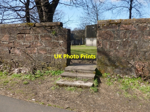 Photo 6"x4" Entrance to industrial estate Alexandria c2013