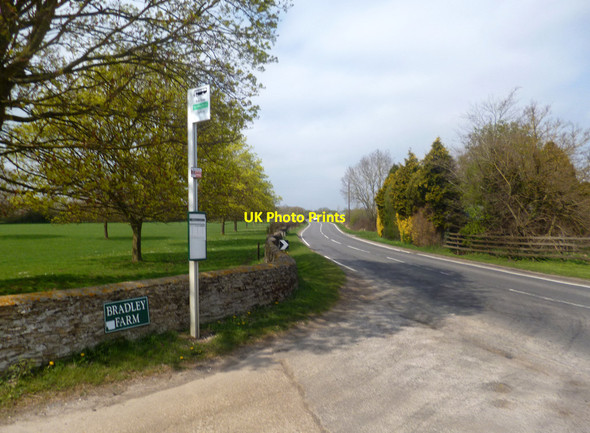 Photo 6"x4" Bradley Farm Bus Stop Cumnor c2013