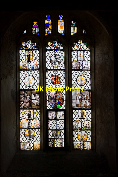 Photo 6"x4" Farleigh Hungerford Castle - Chapel east window stained glass Farleigh Hungerford c2013