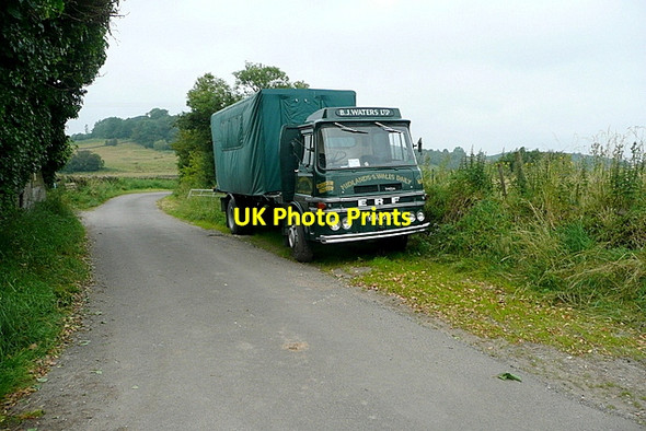 Photo 6"x4" Lorry at Bury Cliff Farm Dale End\/SK2161 c2012