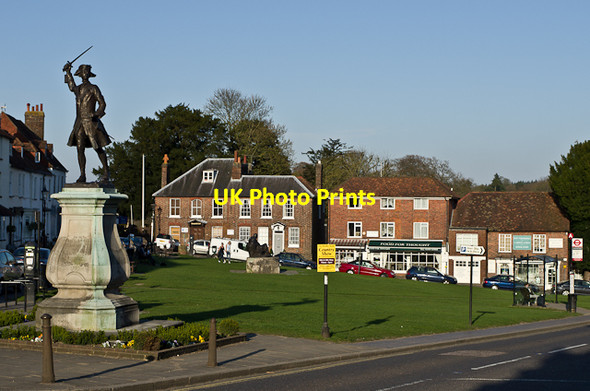 Photo 6"x4" The Green Westerham c2013