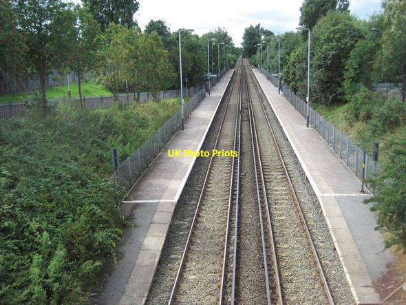 Photo 6"x4" Overpool railway station, Cheshire Overpool c2010