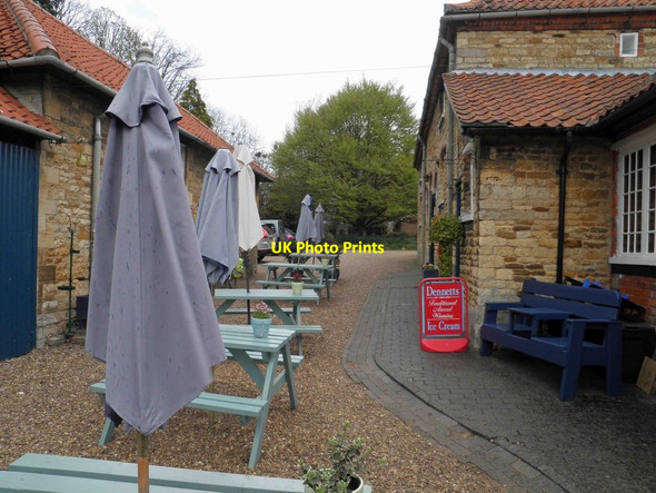 Photo 6"x4" Coffee time in Fulbeck Fulbeck\/SK9450 c2013