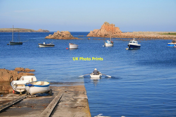 Photo 6"x4" Rowing out in Periglis Hugh Town c2012