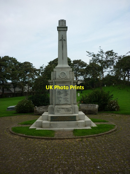 Photo 6"x4" The War Memorial at Harrington Workington c2012