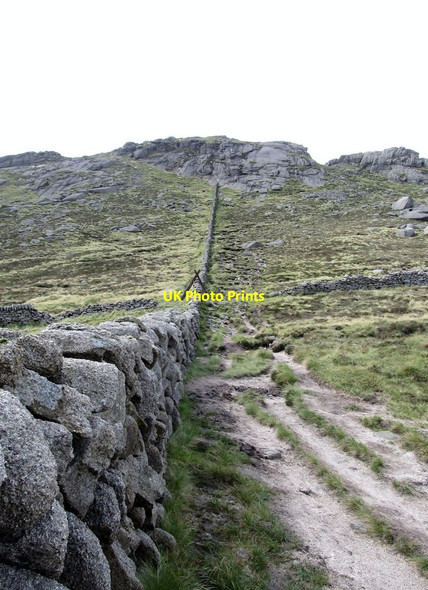Photo 6"x4" The Mourne Wall climbing towards the summit ridge of Slieve Binnian Attical c2012