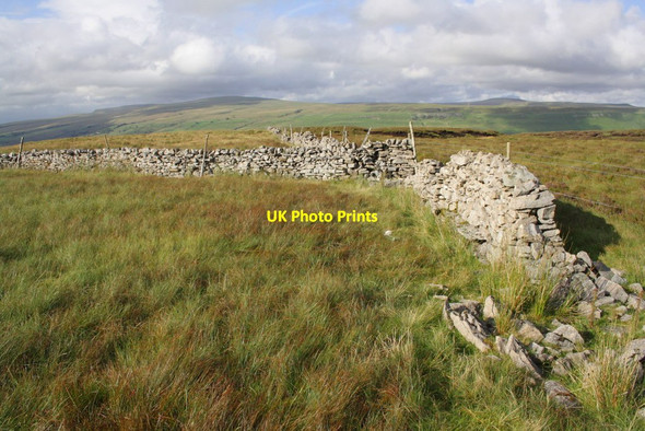Photo 6"x4" Junction of walls on Widdale Fell Garsdale Head c2012