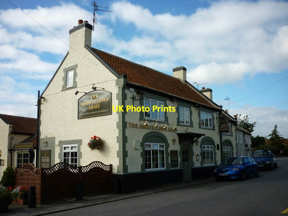 Photo 6"x4" The Oddfellows Arms, Wilberfoss Wilberfoss c2012
