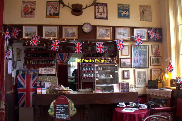 Photo 6"x4" Inside Victorian Tearoom, Shackerstone Station, Leicestershire Shackerstone c2012