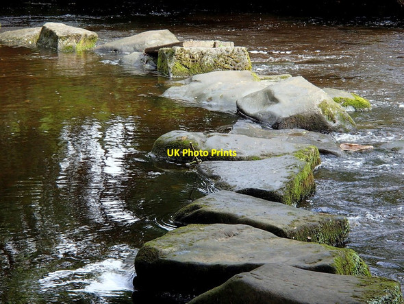 Photo 6"x4" River Derwent stepping stones Hathersage c2012