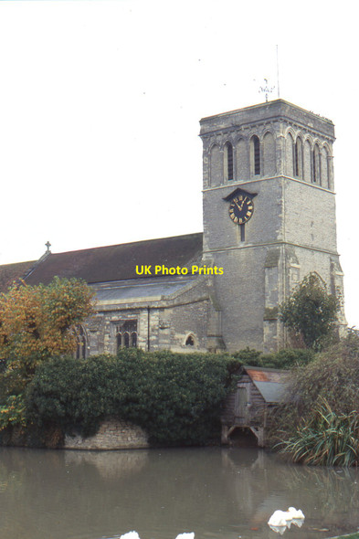 Photo 6"x4" Haddenham: St Mary's church and duckpond Haddenham\/SP7408 c1996