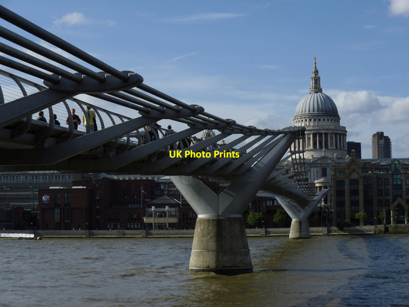 Photo 6"x4" Millennium Bridge, London London c2011