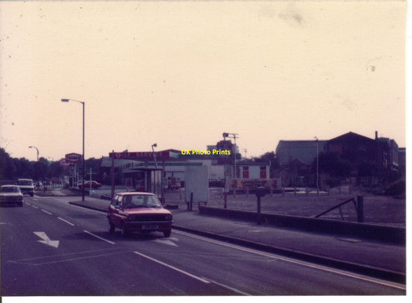 Photo 6"x4" The North Circular Road in 1980 Wembley c1980