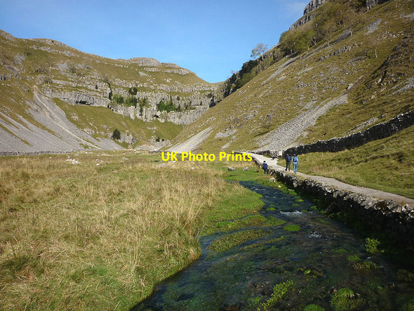Photo 6"x4" Heading into Gordale Scar Malham\/SD9062 c2012