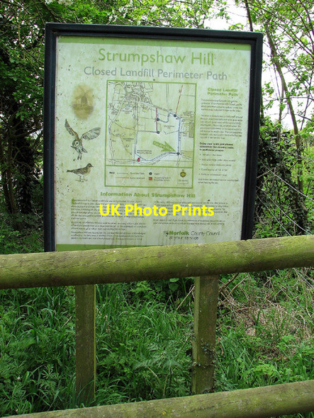 Photo 6"x4" Strumpshaw Hill information board Strumpshaw c2013