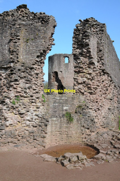 Photo 6"x4" Skenfrith Castle Skenfrith c2013
