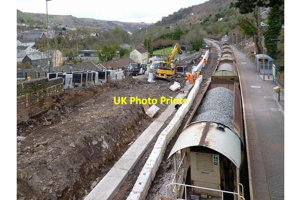 Photo 6"x4" Railway improvements, Tirphil (1) New Tredegar c2013