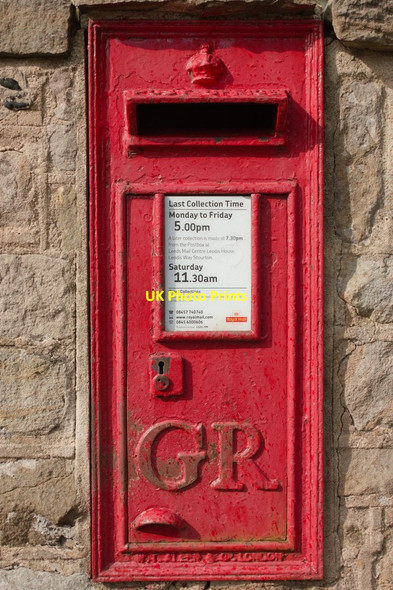 Photo 6"x4" George V Postbox, Farnley Lane Otley\/SE2045 c2013
