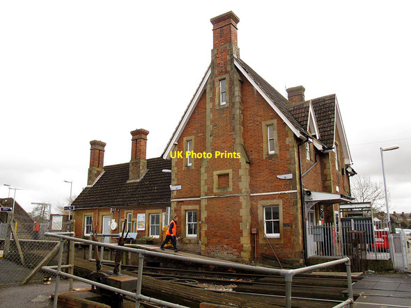 Photo 6"x4" Wye station building Kempe's Corner c2013