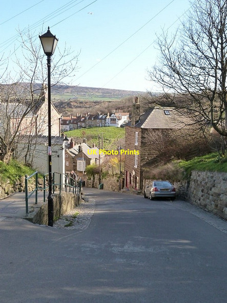 Photo 6"x4" Descending the hill into Robin Hood's Bay Robin Hood's Bay\/NZ9505 c2013