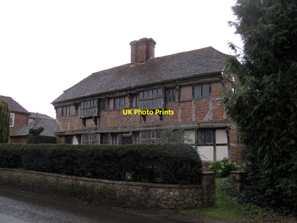 Photo 6"x4" A house called Yew Trees Wye c2013