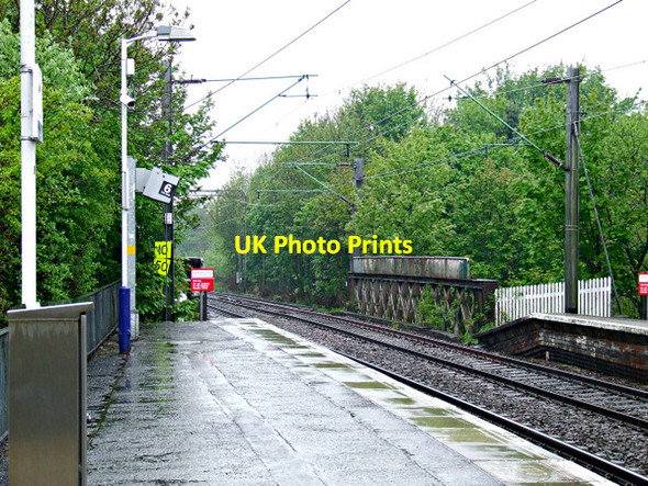 Photo 6"x4" Jordanhill railway station Anniesland c2013