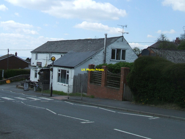 Photo 6"x4" Golden Cross Inn Cleehill c2013