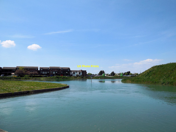 Photo 6"x4" Lake by Haslar Marina Newtown\/SZ6199 c2013
