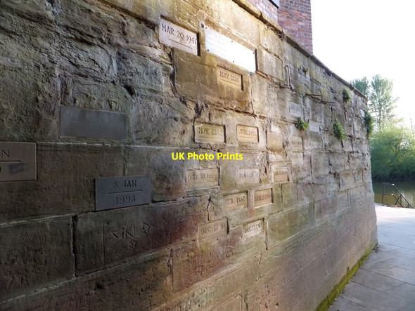 Photo 6"x4" Flood markers at the Water Gate, Worcester Worcester c2013