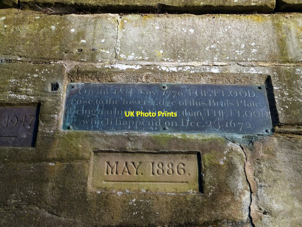 Photo 6"x4" The highest flood marks at the Water Gate, Worcester Worcester c2013