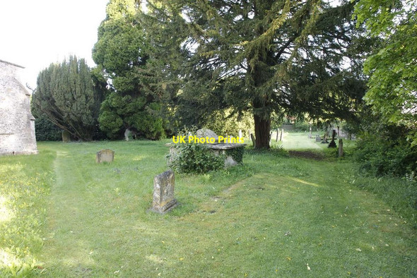 Photo 6"x4" Churchyard behind the hedge Aston Rowant c2013
