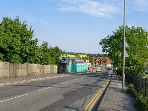 Photo 6"x4" Bank Holiday traffic on the B2430 Kingston Road, Leatherhead Leatherhead c2013