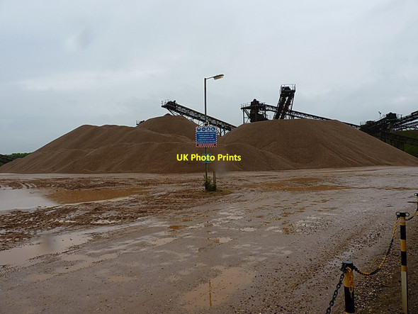 Photo 6"x4" Stockpiles in Alrewas quarry Croxall c2013
