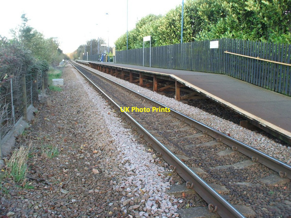 Photo 6"x4" Silkstone Common railway station, Yorkshire Moor End\/SE2904 c2009