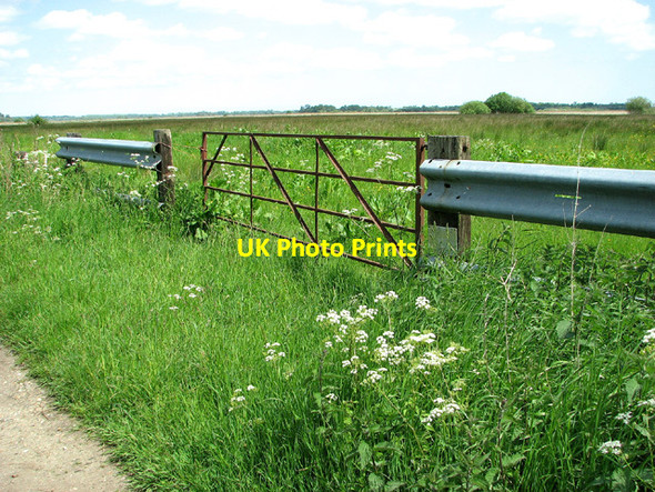 Photo 6"x4" Pasture gate in Share Marsh, Carlton Colville Carlton Colville c2013