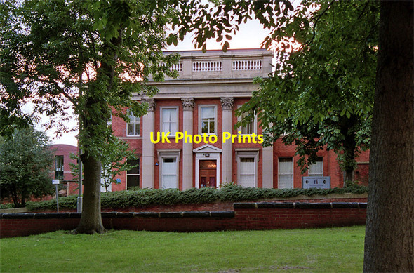 Photo 6"x4" Fairbairn House, Clarendon Road, Leeds Leeds\/SE3034 c2002