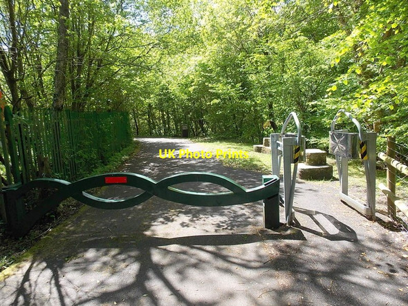 Photo 6"x4" Barriers at an entrance to Parc Coetir Bargod, Bargoed Bargod or Bargoed c2013