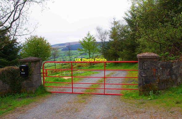 Photo 6"x4" Gate to a private drive, near Ballybrogan, Co. Clare Tuamgraney c2013