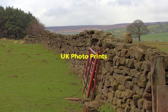 Photo 6"x4" Dry Stone Wall Leighton\/SE1679 c2013