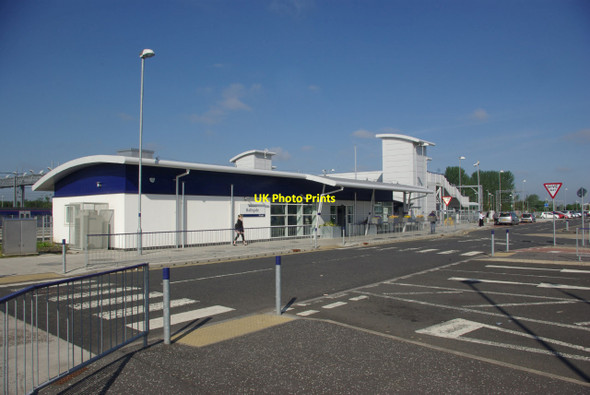 Photo 6"x4" Bathgate Station Bathgate c2013