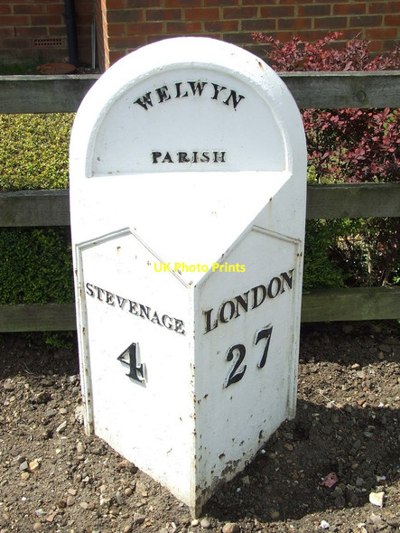 Photo 6"x4" Old Milepost Woolmer Green c2013