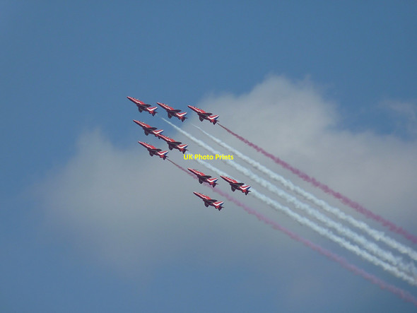 Photo 6"x4" The Red Arrows do their thing Whiston Cross\/SJ7903 c2013