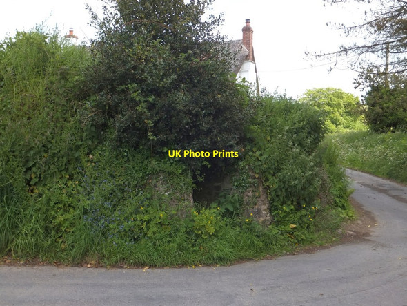 Photo 6"x4" Recess for tap opposite Cheldon church Cheldon c2013