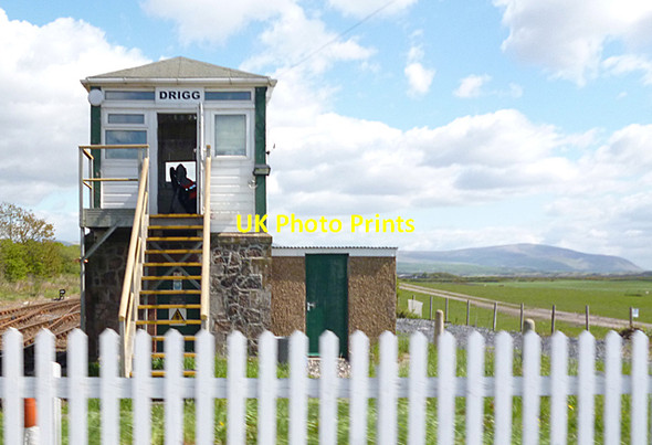 Photo 6"x4" Drigg Signal Box Drigg c2013