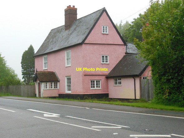 Photo 6"x4" A pink house on Ermine Street Longstowe c2013