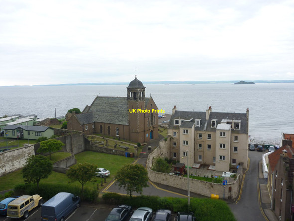 Photo 6"x4" Coastal Fife : Kinghorn Parish Church Kinghorn\/NT2686 c2013