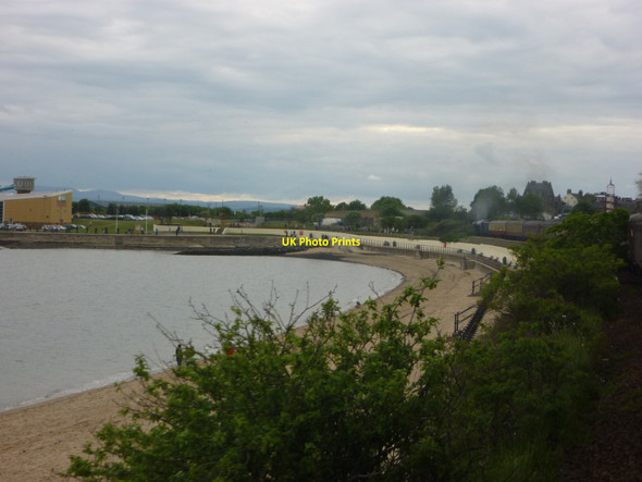 Photo 6"x4" Coastal Fife : Steaming Along The Promenade at Burntisland Burntisland c2013