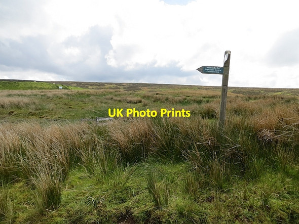 Photo 6"x4" Kelly Cut  path sign Skelmorlie c2013